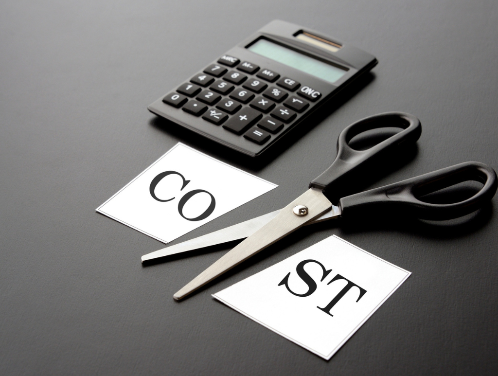 cost-saving w praktyce