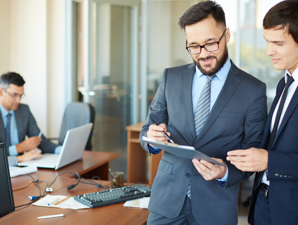 współpraca z firmą doradczą w produkcji